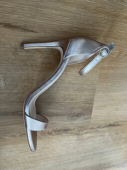 Dámske elegantné sandále - 3