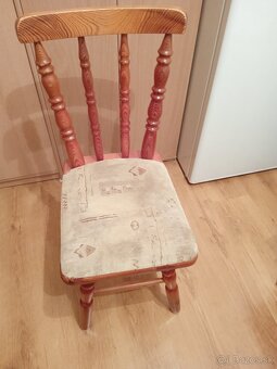 Predám štyri kuchynské stoličky. - 3