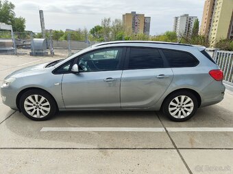 Opel Astra 2012 roku - 3