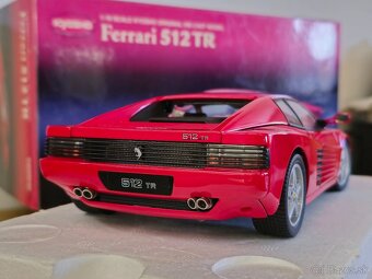 Modely Ferrari 1:18 HotWheels ELITE - 3
