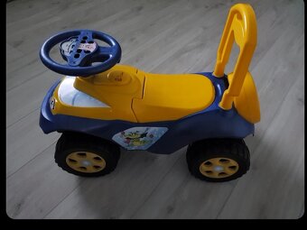 Detske odrážadlo s opierkou - auto - 3
