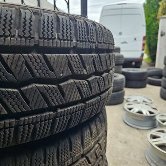 215/60 r16c Hankook - 3