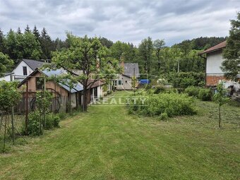 Starší dom s ovocným sadom 1920m2 v Kľačne - 3