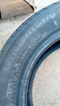Gumy 195/60 R16 - 3