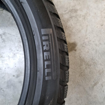 Zimné pneumatiky 225/45 R18 PIRELLI RSC DOT1719 - 3