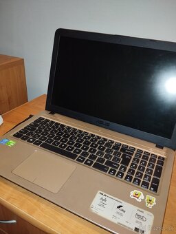 Predám Notebook ASUS model 2016 - 3
