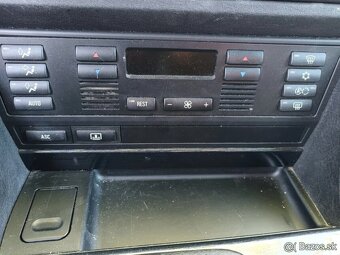 Predam na BMW e39 elektricku sťahovaciu roletu - 3