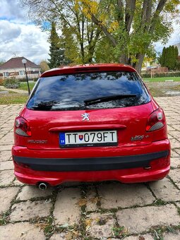 PEUGEOT 206+ 1.4.Hdi - 3