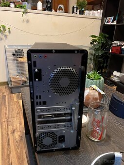 Herný počítač HP - 3