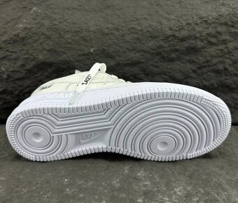 tenisky L V / N I K E - 3