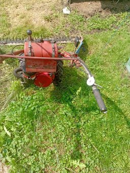 Motorová kosačka lištová s pojazdom - 3