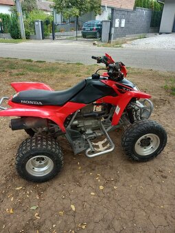 Honda - 3