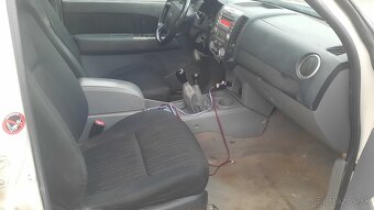 Predám Ford ranger rv2012 - 3