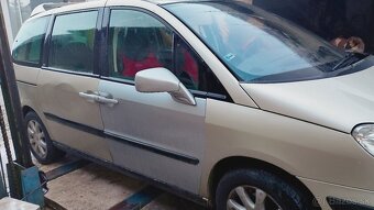 Peugeot 807 - 3