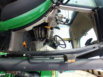 Traktor John Deere 5090M - 3
