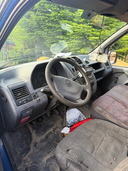 Mercedes benz vito - 3