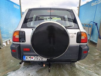 Predám Toyota RAV4 - 3