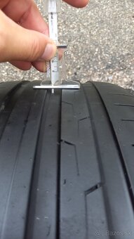 Pneumatiky 235/45R19 - 3