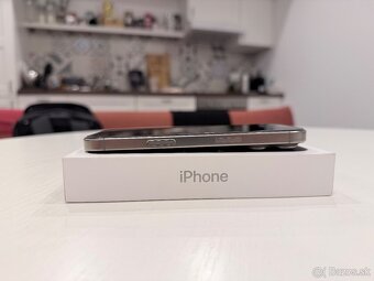  iPhone 16 Pro 1TB Natural Titanium - 3