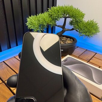 🔵  iPhone 15 Pro 128 GB Black Titanium | Záruka 1 Rok - 3