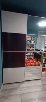 Skriňa s posuvnými dverami - 3