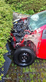 Toyota Yaris 1.33,náhradné diely - 3