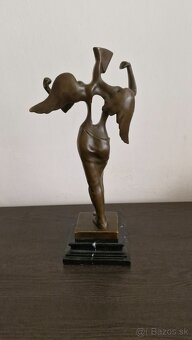 Salvador Dali  -  Surrealistický anděl - bronz - 3