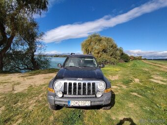 Jeep Cherokee KJ model Renegade - 3