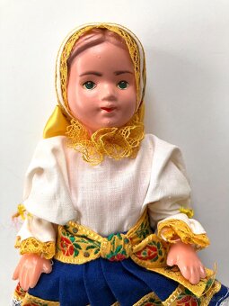 Retro bábika - 3