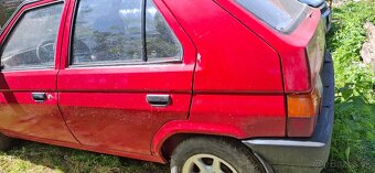 Predám Škoda favorit 136l 1990 46kw - 3