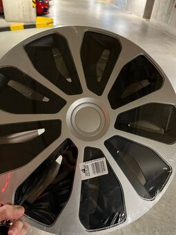 Puklice - Platin Silver Black 15" - 3