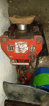 Kanálový hydraulický zdvihák - 3
