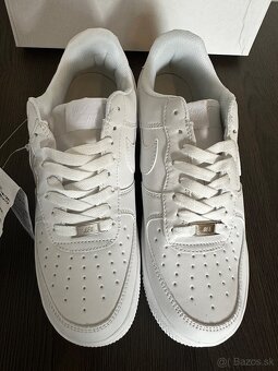 EU40 Tenisky Nike AirForce 1 White Low - 3