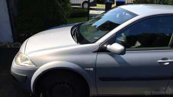 Predám Renault Megane 2 sedan 1.4 benzín, 2003 - 3