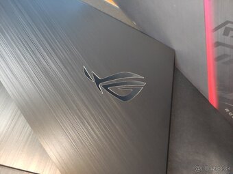 ASUS ROG Strix G531GT - 3