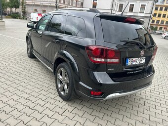 Fiat Freemont 2.0 MultiJet 4X4 CROSS, Automat, 7 miest, Koža - 3