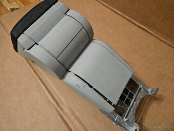 Škoda Fabia 2 Roomster lakťová opierka - 3