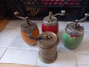 POR VAZA MLYNCEKY KARKULKA. - 3