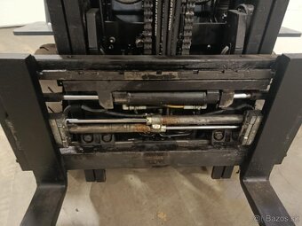 Čelni vozík Toyota 02-8FGF20 s pozicionerem - 3