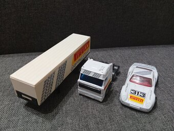 Matchbox Team Convoy TC 15, DAF, Pirelli Set - 3