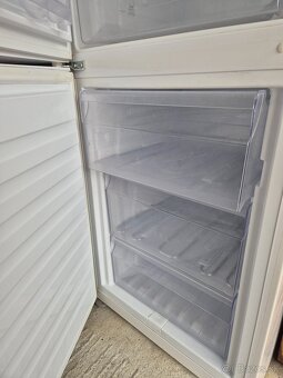 Predam chladničku s mrazničkou - 3