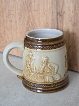 pivný krígel hnedý 1 - 0,5L - 3