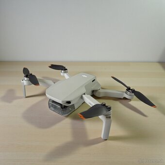 Predám DJI Mini 2 Fly More Combo - 3