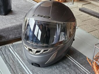 Vyklápacie helmy LS2, veľkosť M - 3