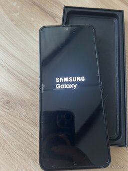 Samsung Z flip4 - 3