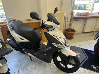 Skúter Kymco Agility City 16+ 125 - 3