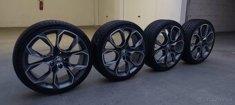 ŠKODA XTREM RS R19 ET51 7.5J 5x112 57.1 225/35 - 3