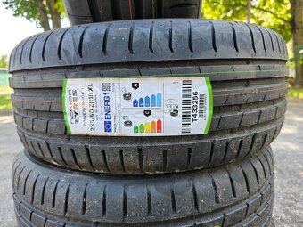 Nové letné pneumatiky 235/50 r18 nokian - 3