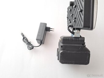 Bezdrôtové pracovné svetlo LED s dobíjateľnou LiIon batériou - 3