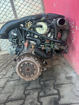 Motor 1,9 DCI F9Q Renault Megane Scenic kompletní - 3